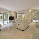 Rocher Saint Georges Spacieux 3p Jardin Piscine 戛纳