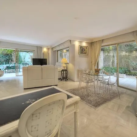 Rocher Saint Georges Spacieux 3p Jardin Piscine Daire Cannes