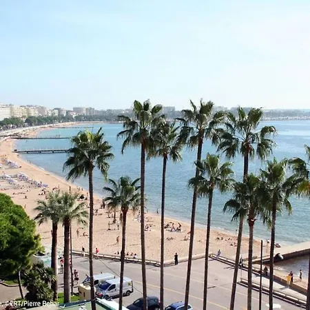 Апартаменты Rocher Saint Georges Spacieux 3p Jardin Piscine