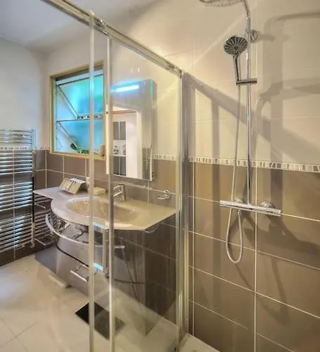 Rocher Saint Georges Spacieux 3p Jardin Piscine Апартаменты Канны