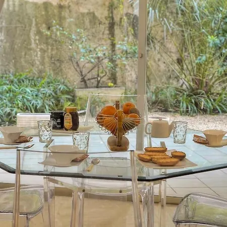 公寓 Rocher Saint Georges Spacieux 3p Jardin Piscine 戛纳